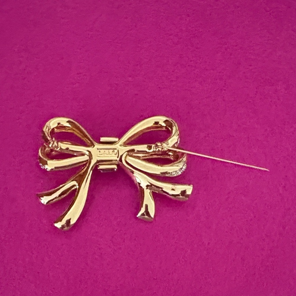 Vintage Swarovski Sparkling Gold and Silver Bow Brooch - Picture 3 of 7